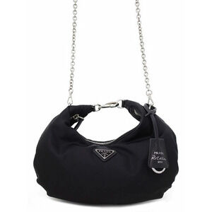 Prada ReEdition 2006 shoulder bag saffiano leather Black